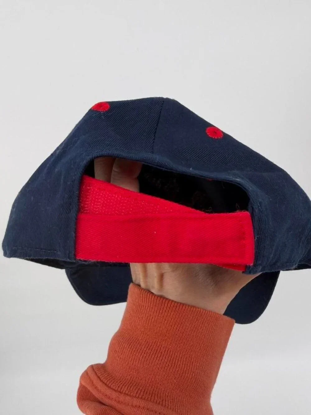 KIDS DISNEY CHARACTERS NAVY BLUE HAT/CAP